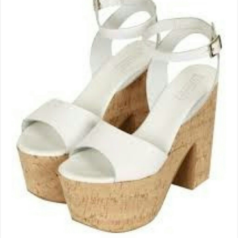 ISO. Topshop Looker Cork Platform.