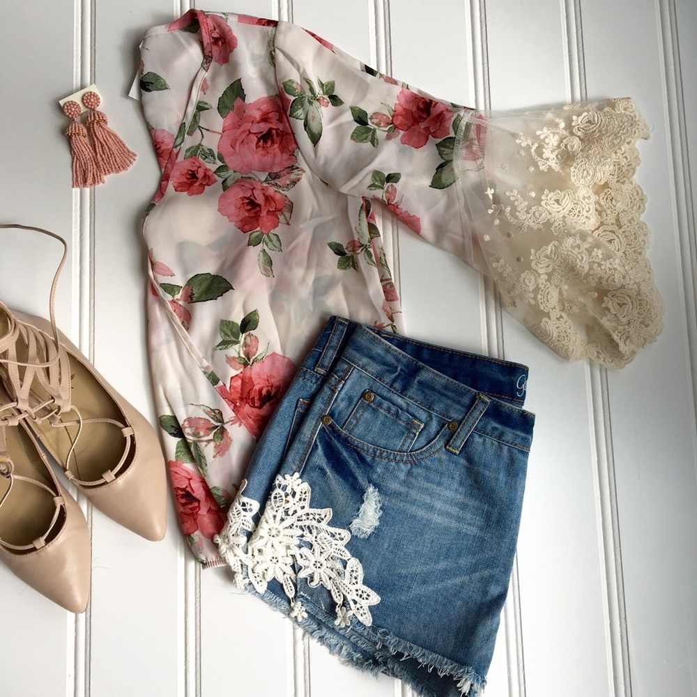 Drape front pink roses and lace sleeve top