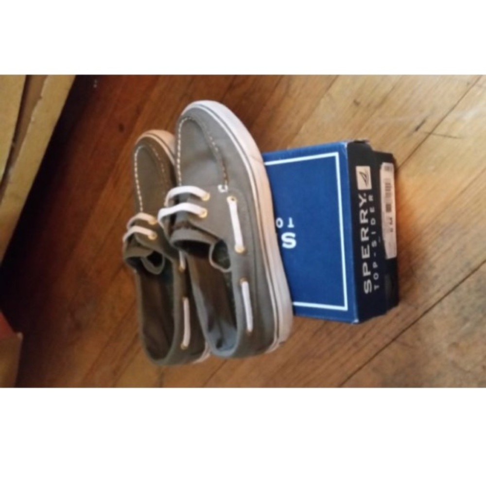 Sperry Boat Sneakers SOLD