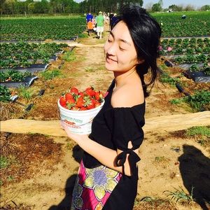 Meet your Posher, Joann