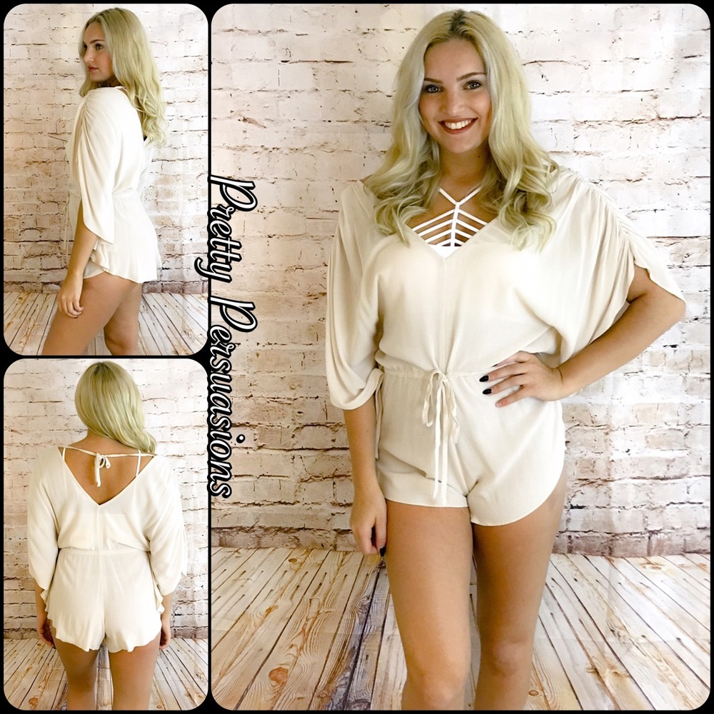 CLEARANCE‼️Sand Flutter Sleeve Smock Waist Romper - Picture 4 of 6