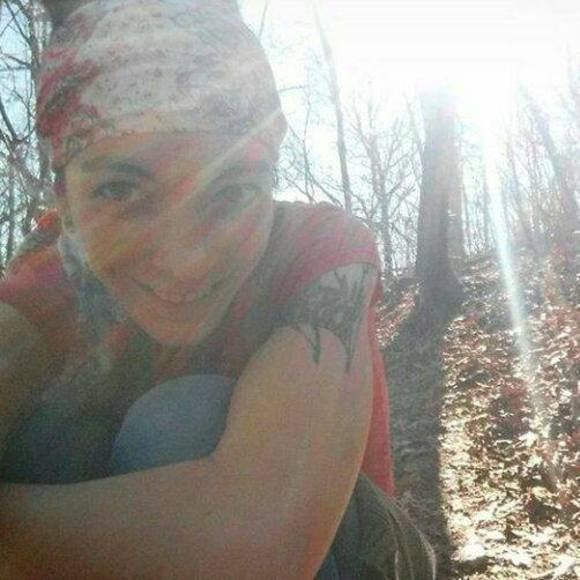 Meet your Posher, Kayti - Picture 2 of 3