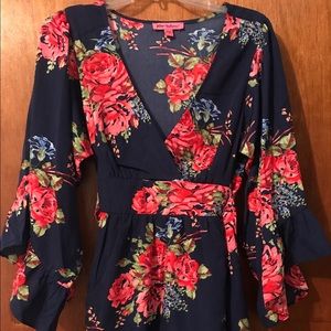 Betsy Johnson blouse