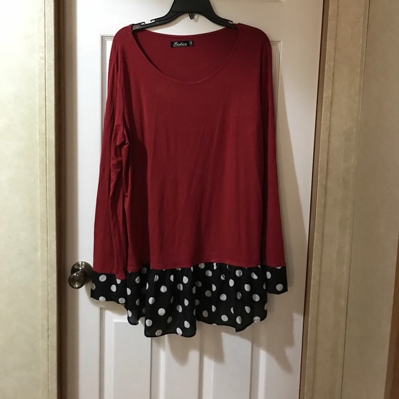 Tops - Long sleeve top!