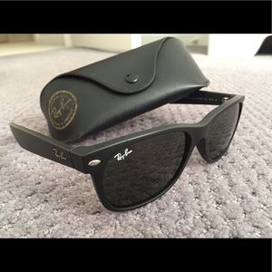 Ray Ban Wayfarer Sunglasses