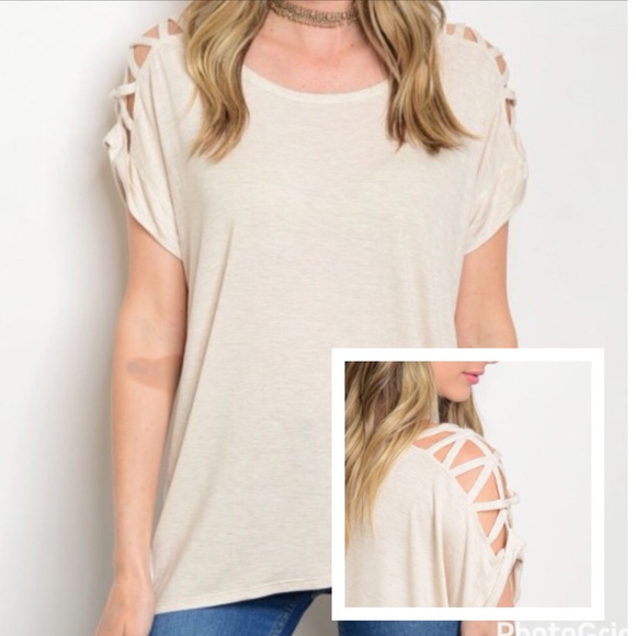🔹2 medium 🔹Oatmeal Caged Sleeve Top - Picture 4 of 6