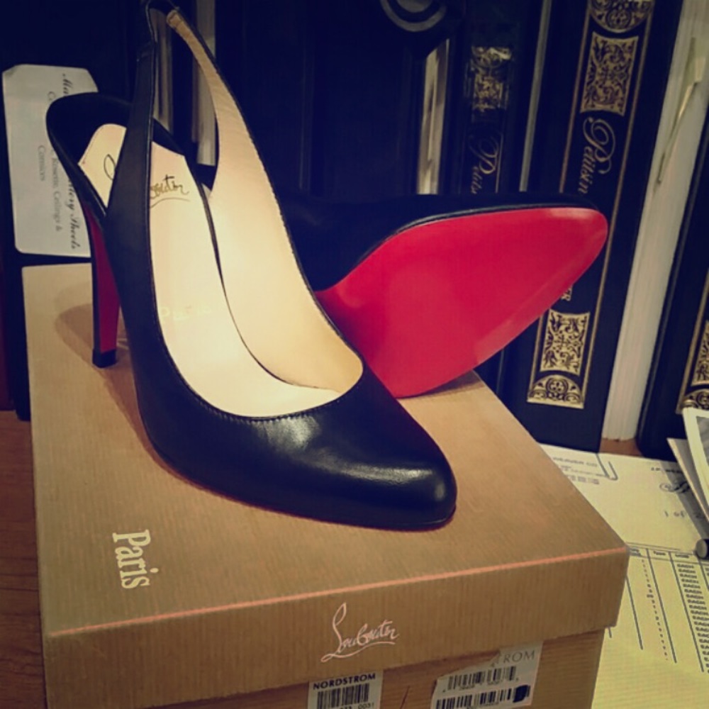 Authentic Christian Louboutin shoes😍😍👠 36.5