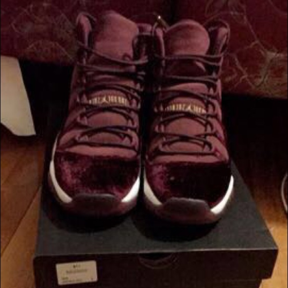Velvet Maroon Jordan's never worn.