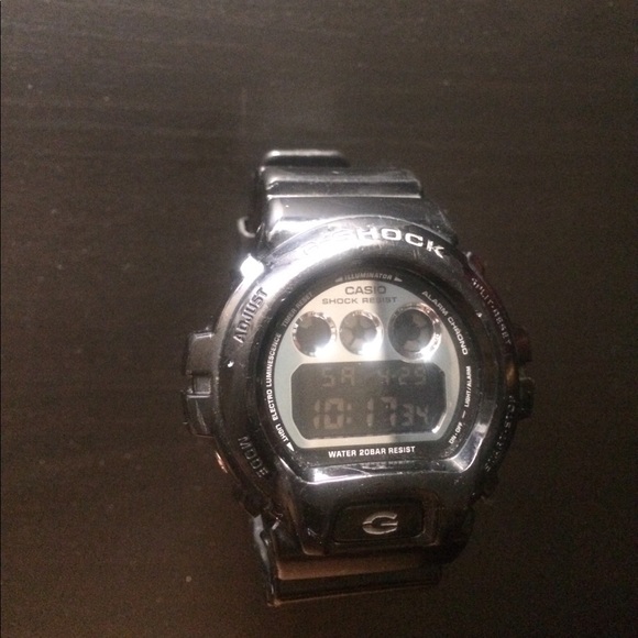 G Shock Black Out Basic - Picture 2 of 4