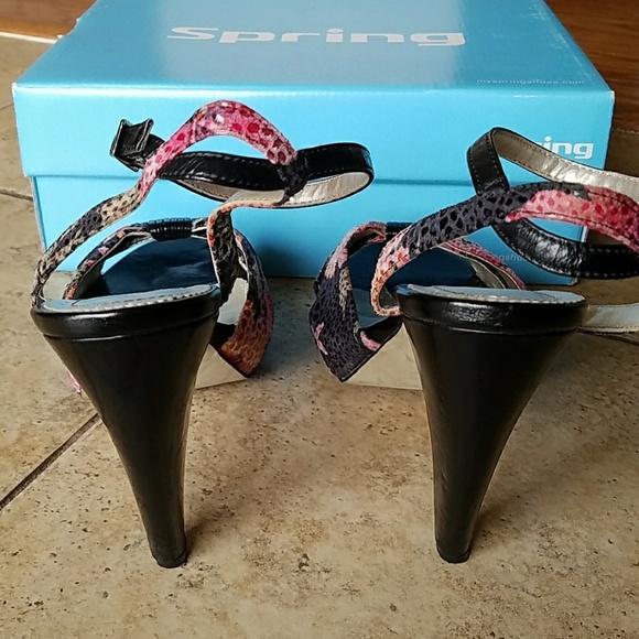 Heels - Picture 4 of 5