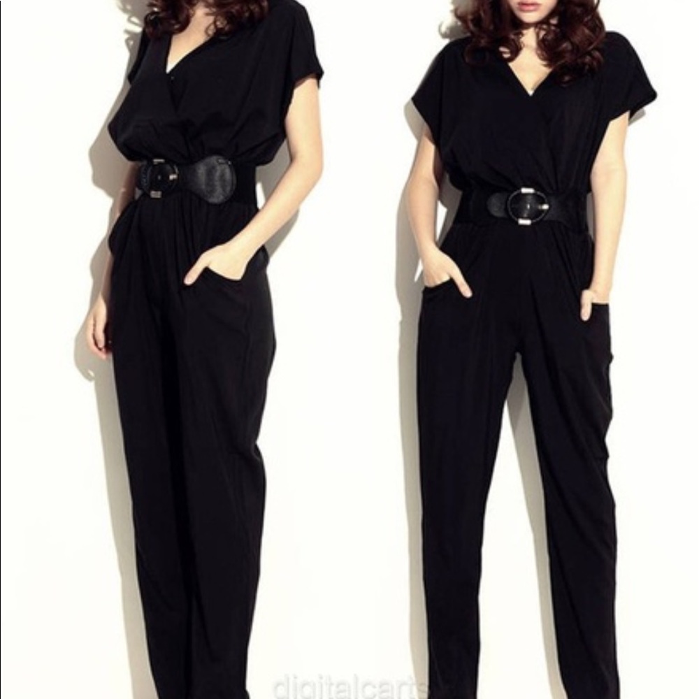 Jumper black never worn.