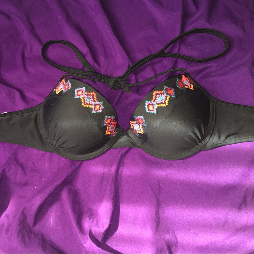 Hollister bikini top, size small