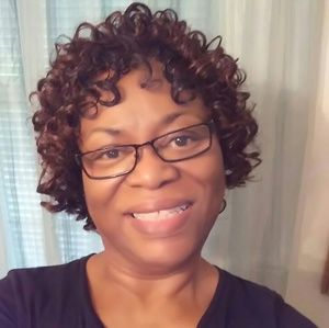 Meet your Posher, Joyce