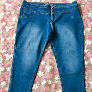 Rue 21 Freedom Flex Jeggings