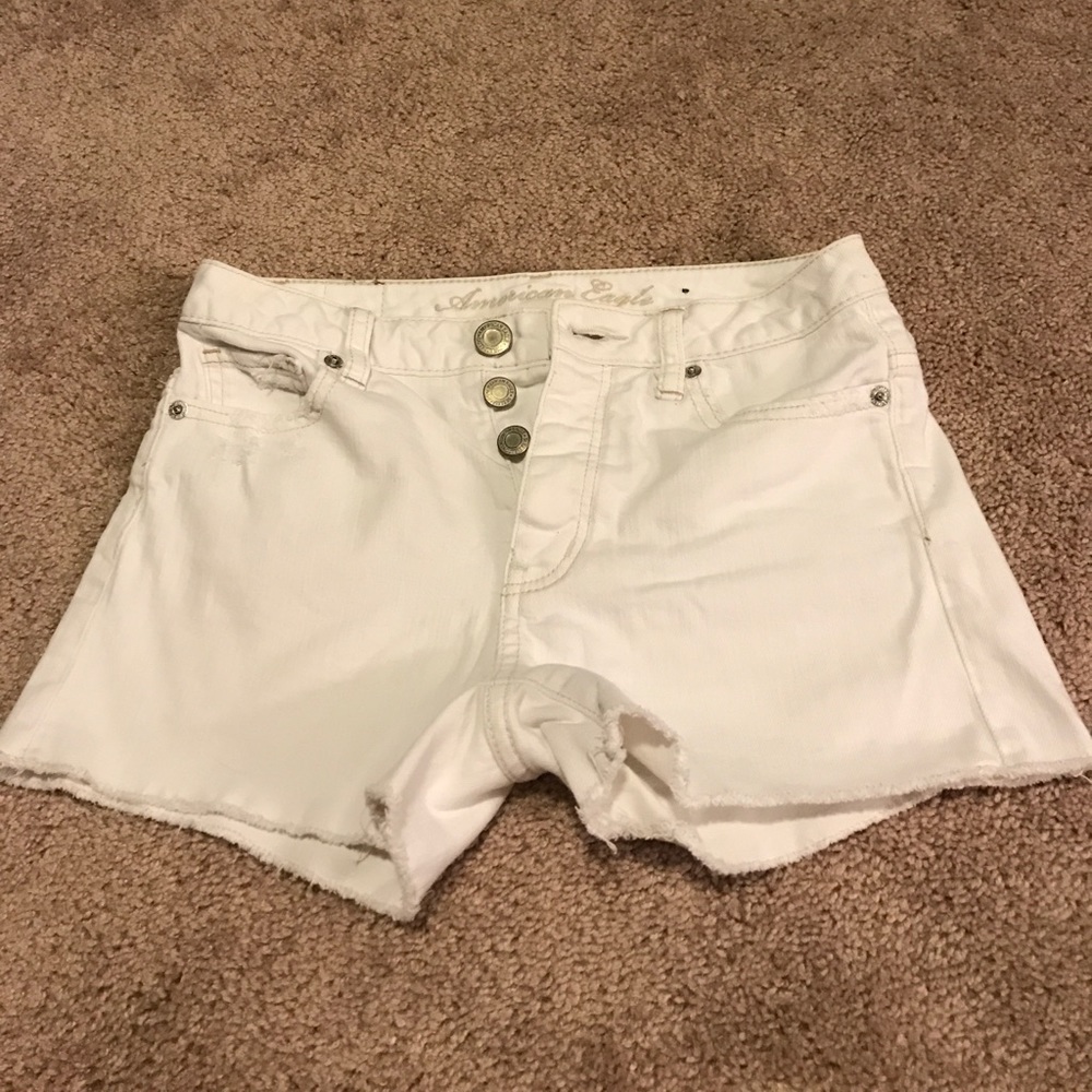 White high waisted cut off jean shorts
