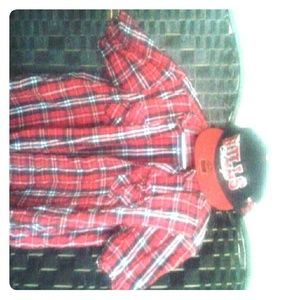 Dressed button up  with Chicago bulls snap back