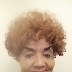 Meet your Posher, Esther