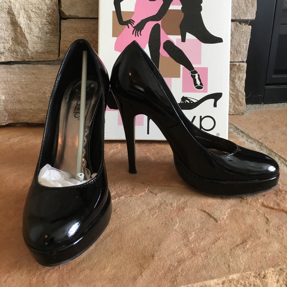 RSVP  Black Patent Leather platforms size 6