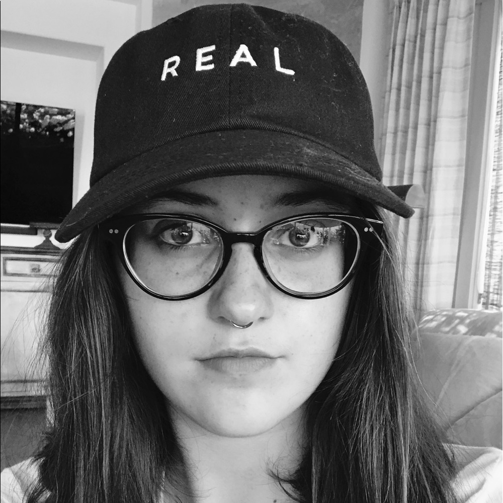 Meet your Posher, Maddy