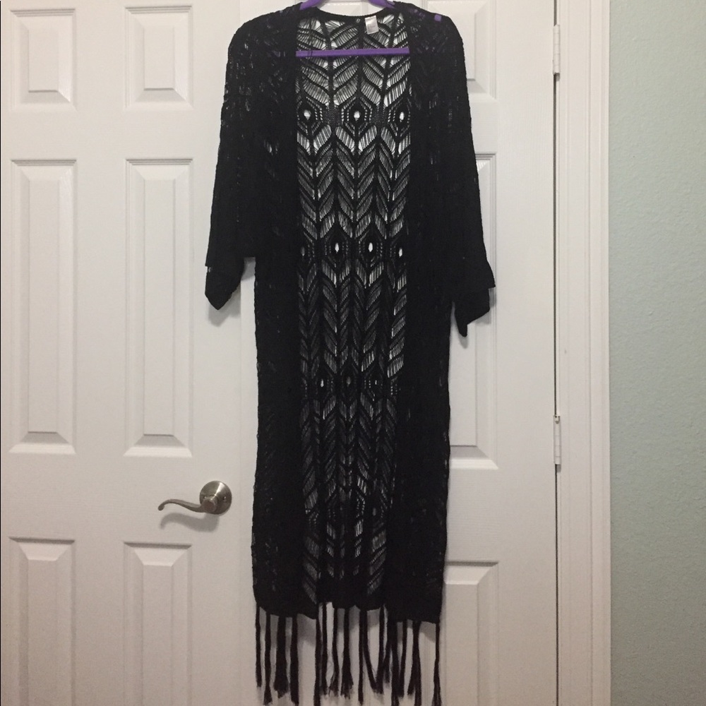 LAST CHANCE! H&M Long Crochet Kimono