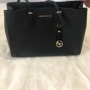 Michael Kors tote
