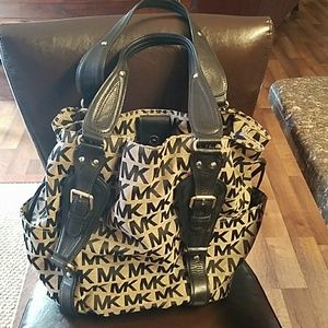 Michael Kors bag great condition inside and out