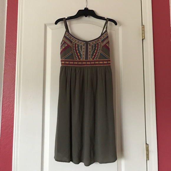 Forest Green Dress - Picture 2 of 3