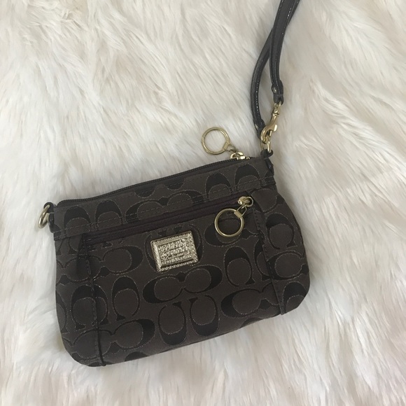 Coach wristlet - Picture 1 of 4