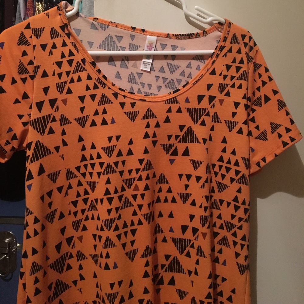 Lularoe Classic Tee