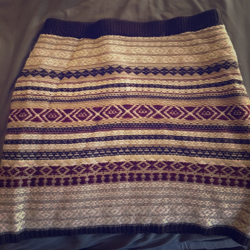 Patterned Sweater Skirt