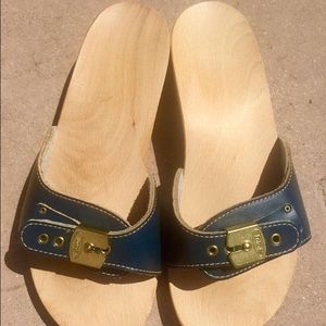 Dr Scholls Navy Blue Leather and Wood Sandal Sz 6