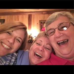 Meet your Posher, Carol