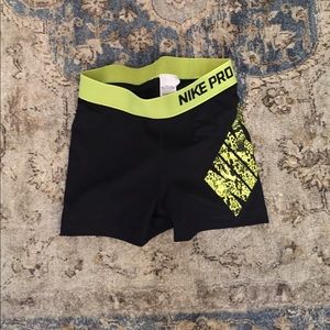 Nike Pro Size 0