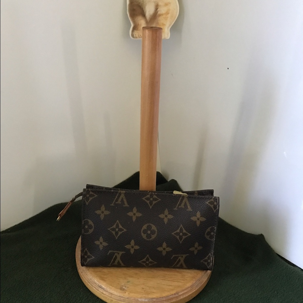 AUTHENTIC!!! LOUIS VUITTON COSMETICS BAG