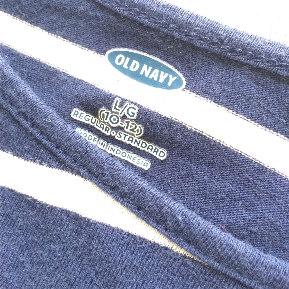 Shirt - Picture 2 of 3