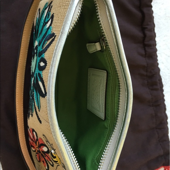 Authentic Coach Purse - Picture 3 of 4