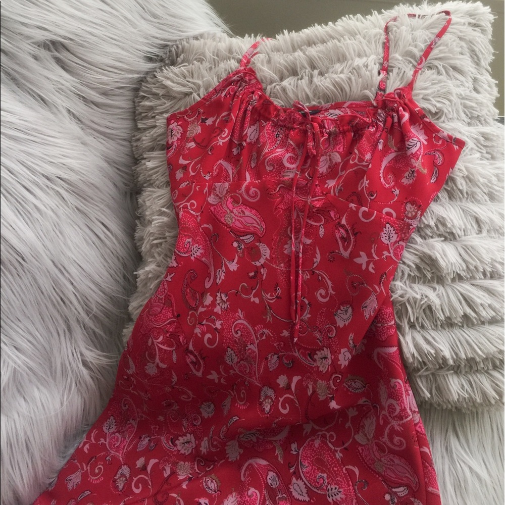 A lovely paisley print summer maxi dress.