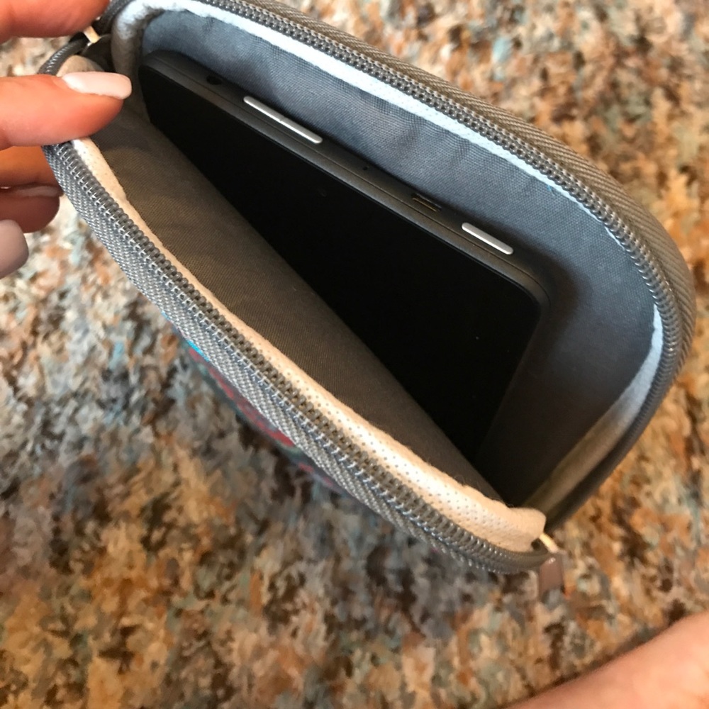 Small Tablet Case - Picture 2 of 3
