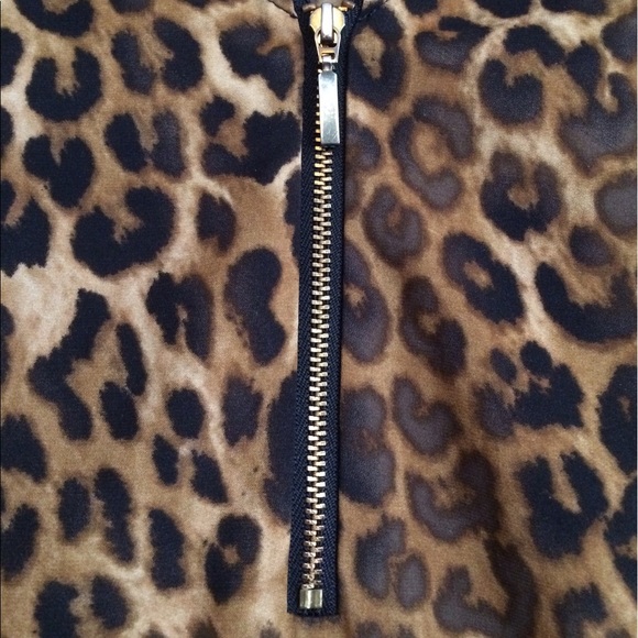 Leopard Print Express Top (XSmall) - Picture 3 of 4