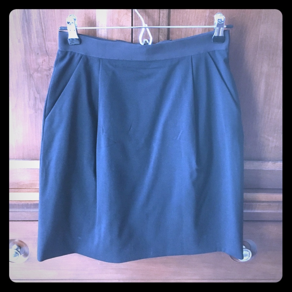 Kate Spade Black Skirt Size 2- Like New