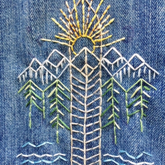 SOLD Hand Embroidered Wandelust Art Denim Jacket - Picture 2 of 4