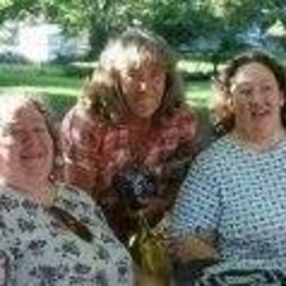Meet your Posher, Carol - Picture 1 of 1