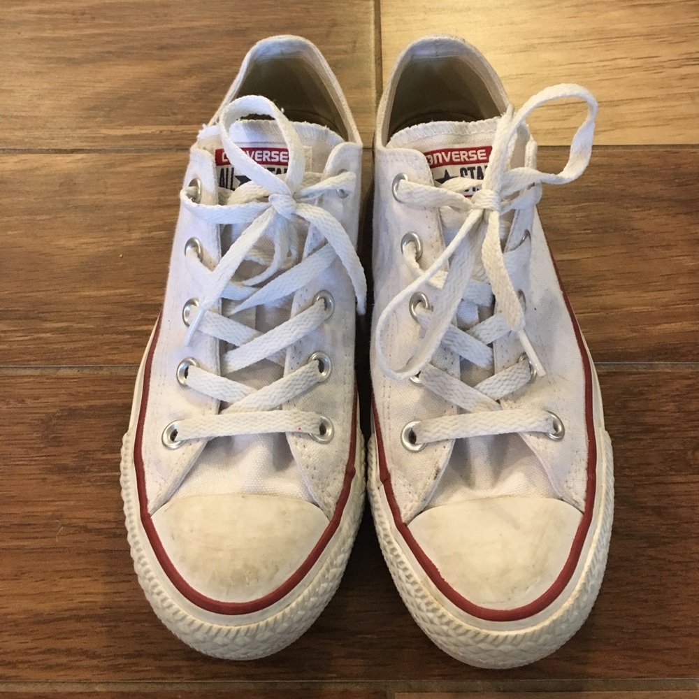 White Converse All-Stars!⭐️