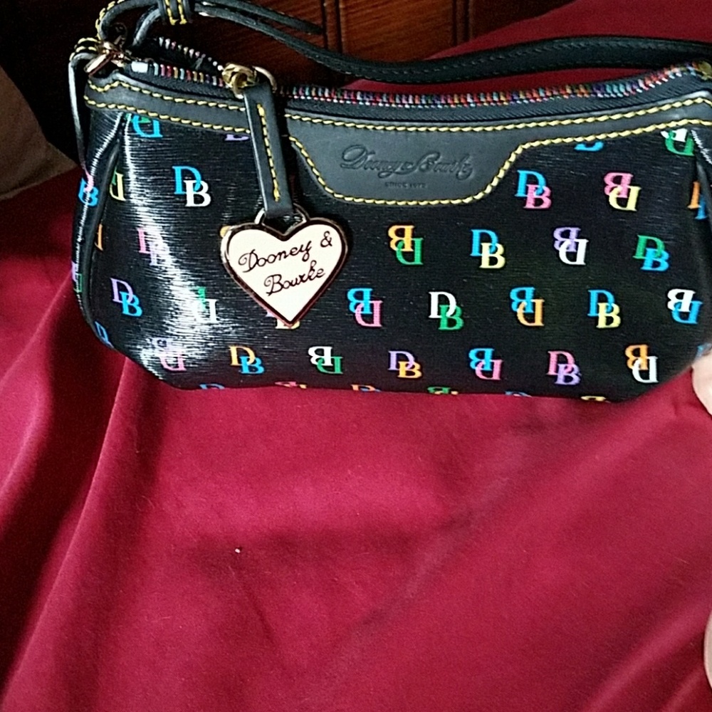 Dooney & Bourke purse