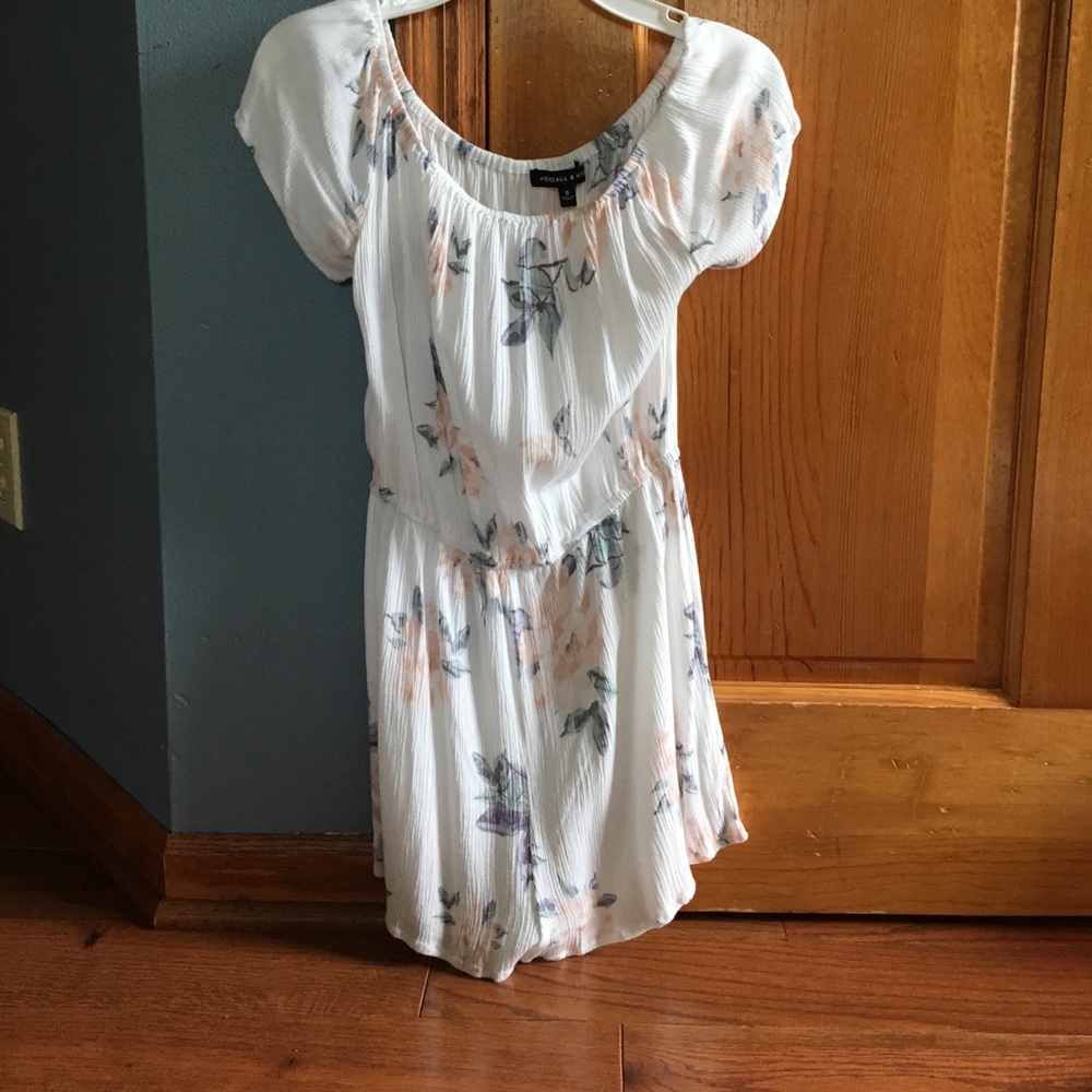 Kendall & Kylie Jenner romper