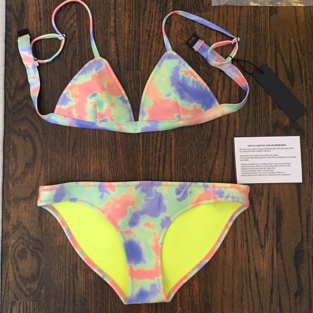 NWT Triangl Babi Coral bikini