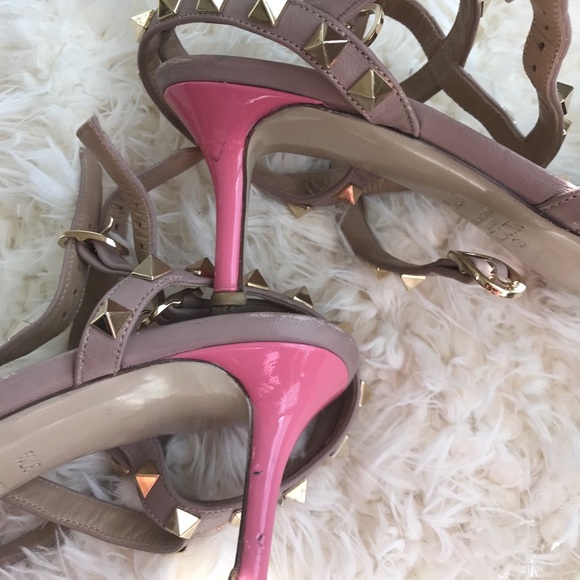 Valentino Rockstud Kitten Heel - Picture 3 of 4