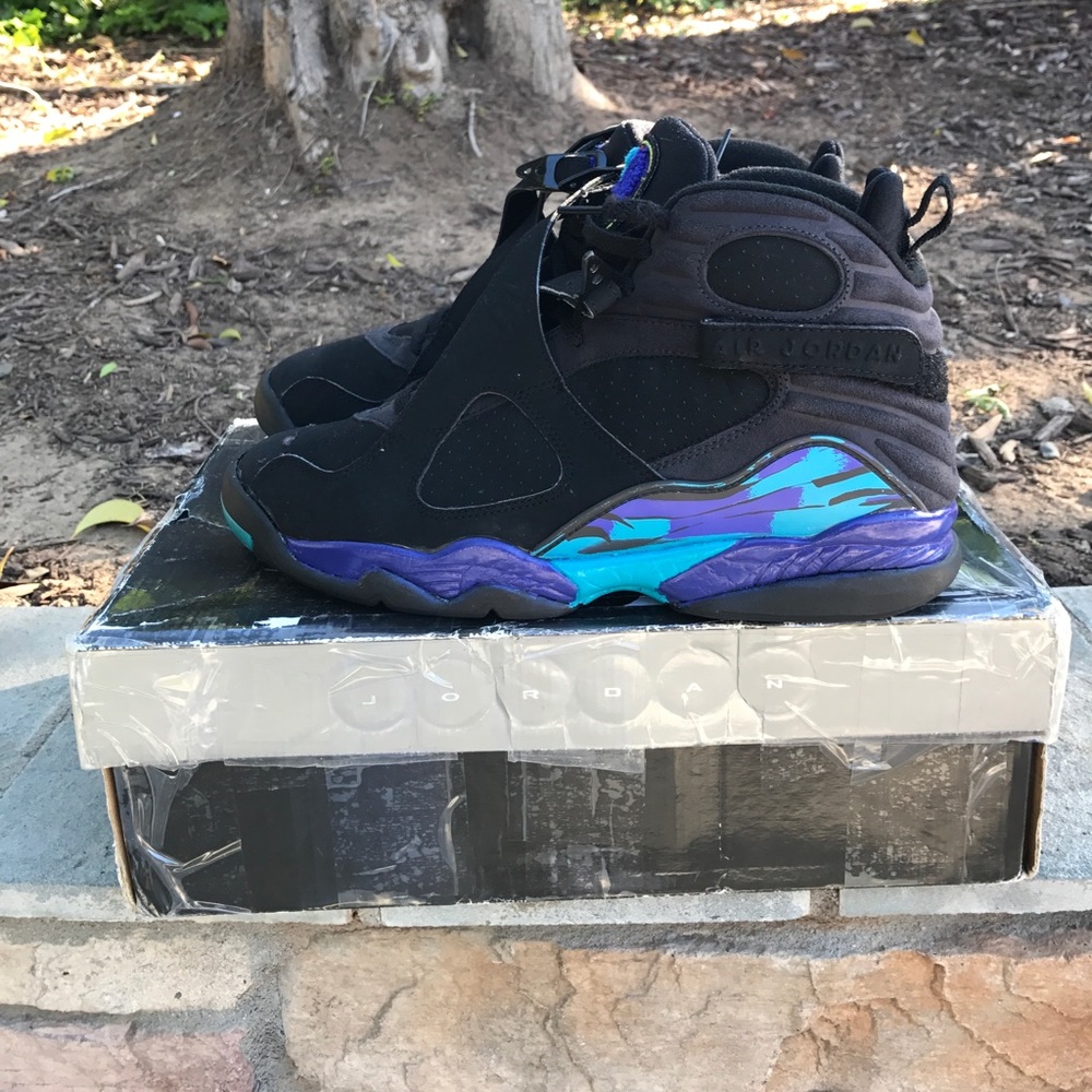 2007 Air Jordan Aqua 8