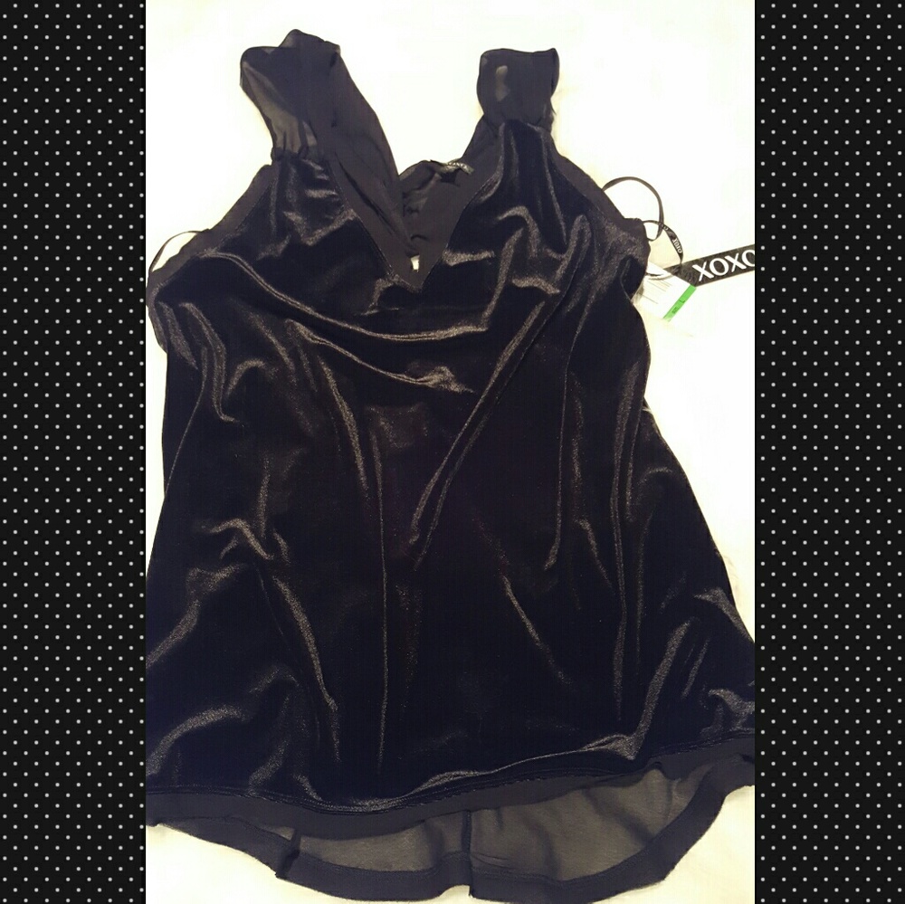 NWT GORGEOUS DRESSY TANK