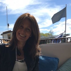 Meet your Posher, Donna